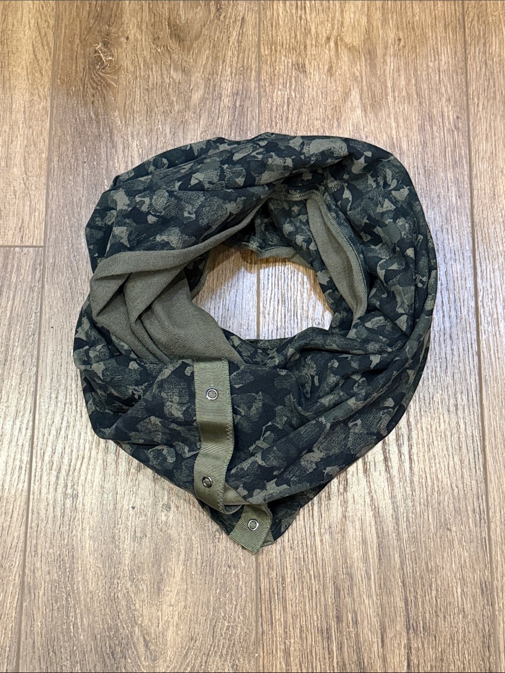 Lululemon Vinyasa Scarf
